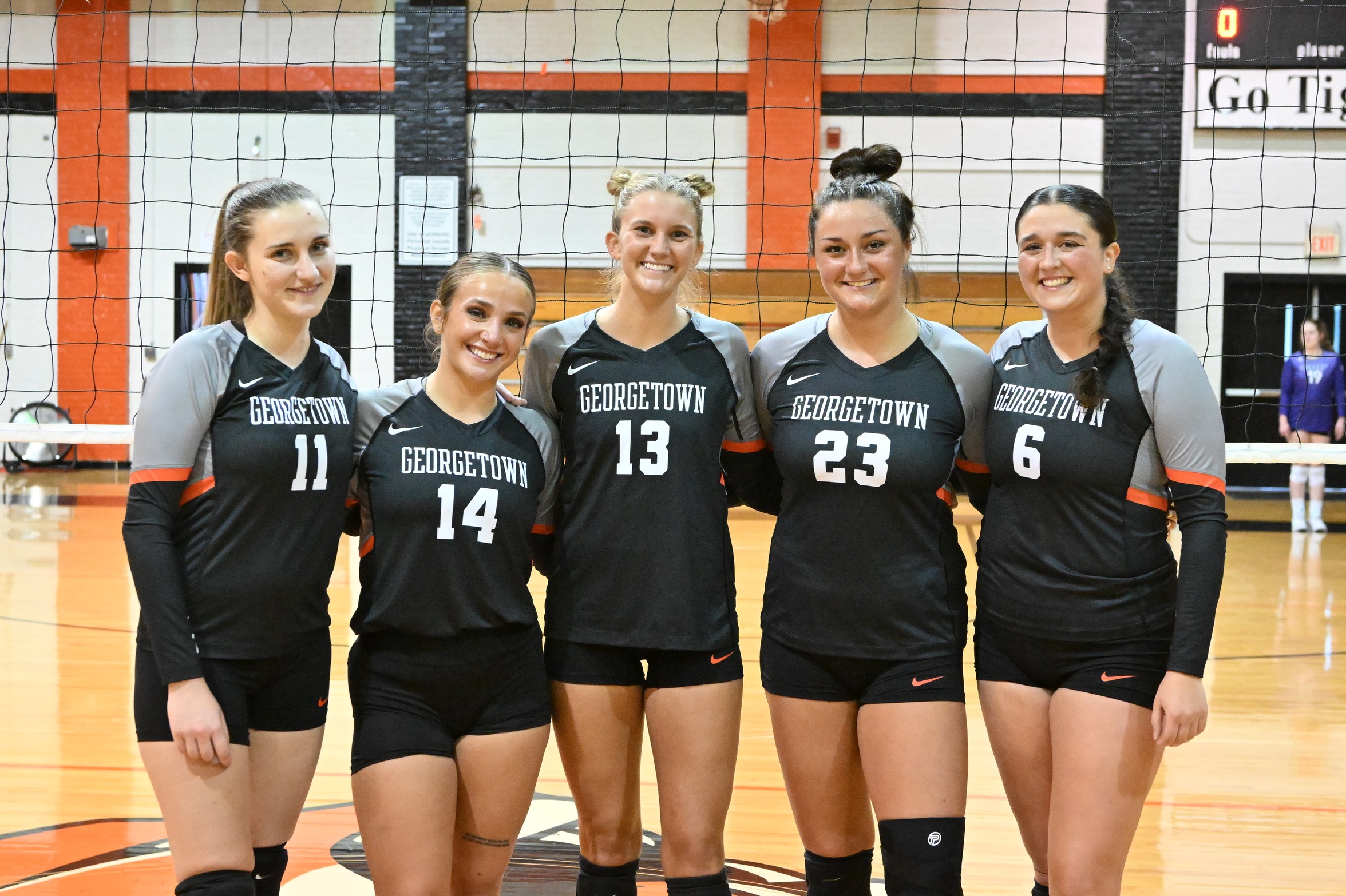 Seniors close out home slate with win over Asbury